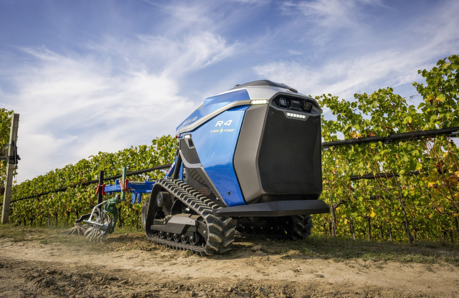 Ειδικεύονται σε οπωρώνες και αμπελώνες τα αυτόνομα ρομπότ R4 της CNH