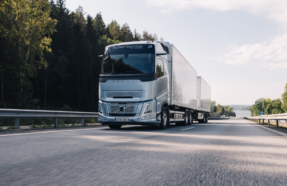 Ξεπέρασε τις 10.000 παγκόσμιες πωλήσεις φορτηγών με κινητήρα αερίου η Volvo Trucks