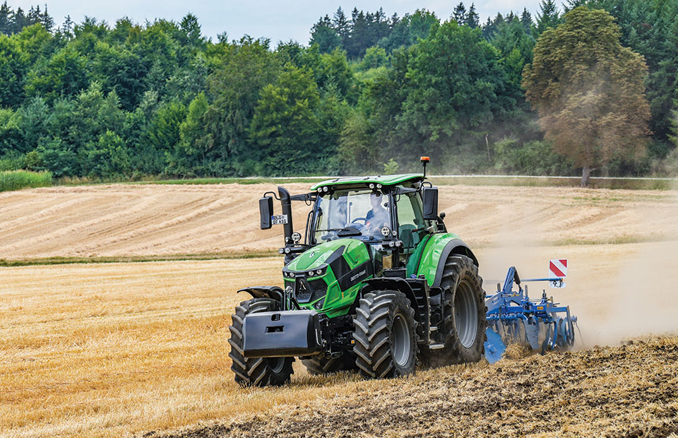 Τις κορυφαίες επιλογές μικρών εξακύλινδρων τρακτέρ της αγοράς εξετάζει το Profi Μαρτίου
