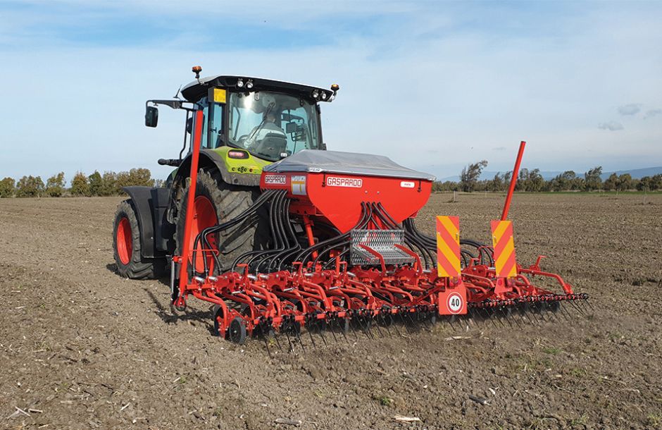 Ώρα για ψηφιακή λίπανση και σπορά με Maschio Gaspardo Isotronic & GPS FJ Dynamics