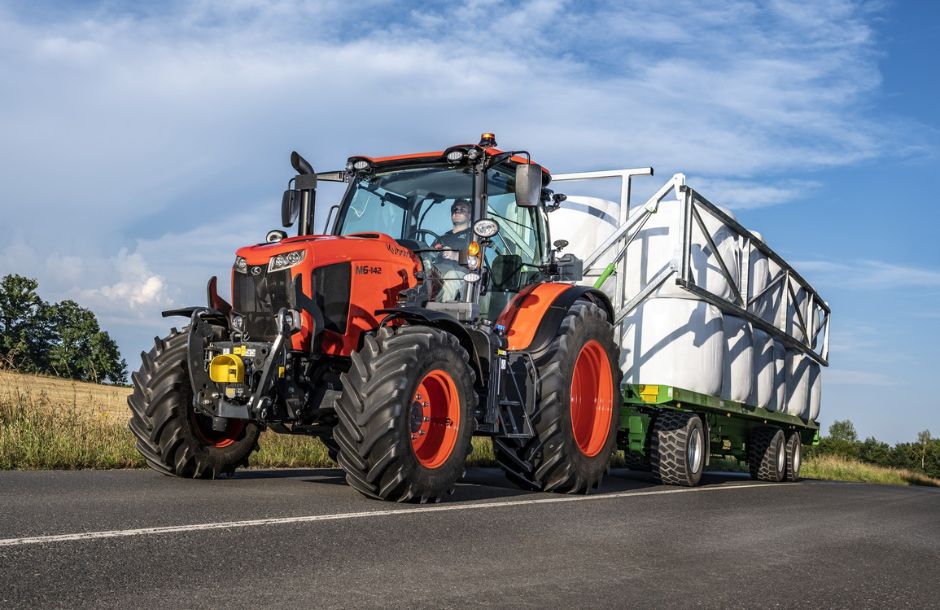 Αλλάζει τα δεδομένα στην κλάση του το τρακτέρ «όλα-σε-ένα» Kubota M6002